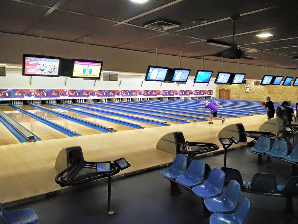 50 Things to do on the Sunshine Coast Suncity Bowl, Alexandra Headland