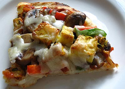 Paneer Tikka Pizza on Naan Bread