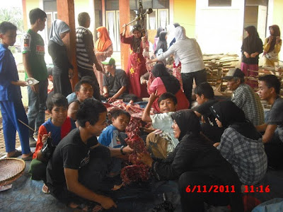 Semarak Berkah Kurban Idul Adha 2011 di Rumah Anak Asuh