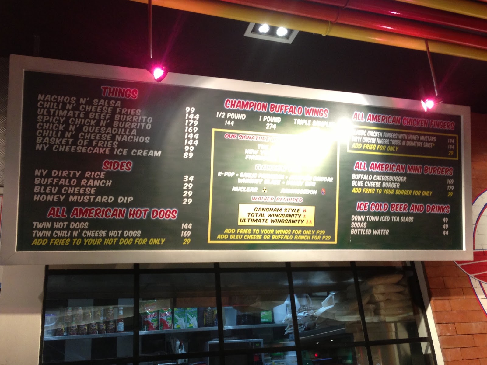 tetadventurer Get buffaload Buffalo's Wings N' Things!