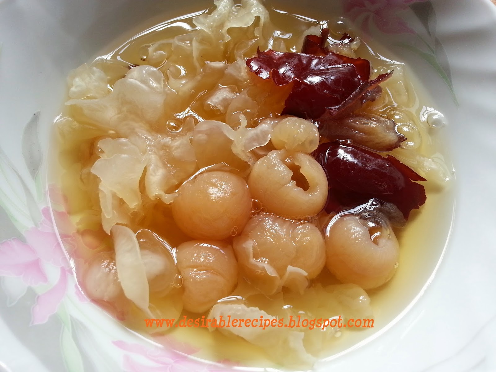 White Fungus, Red Dates and Dried Longan Dessert (Tong Sui)