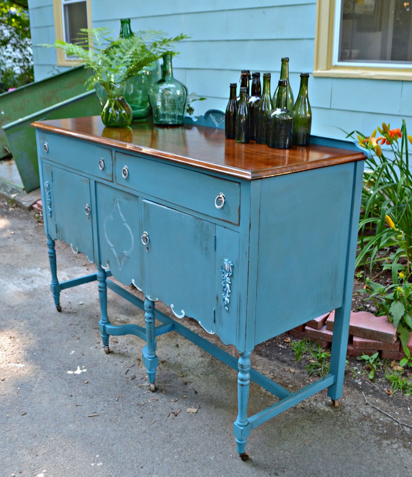 Heir and Space An Antique Sideboard Gets A Fresh New Look