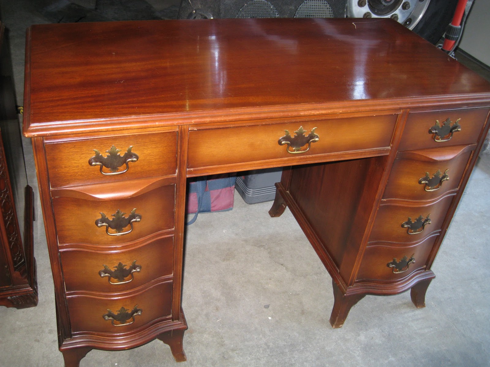 Sweetly Chic Mahogany Desk