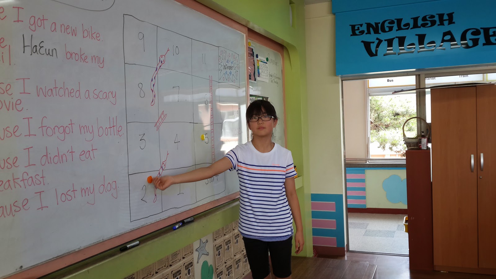 Snakes and Ladders The Emotions Version! (Why are you so happy?/sad