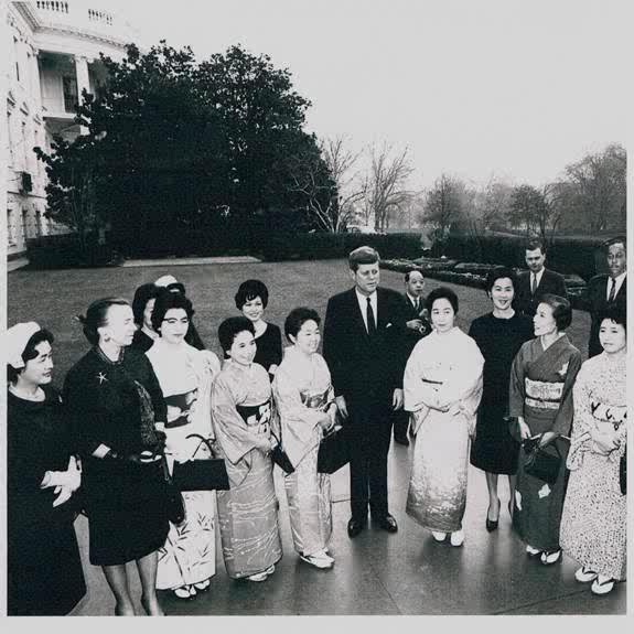 SA ABRAHAM BOLDEN (FAR RIGHT) WITH JFK