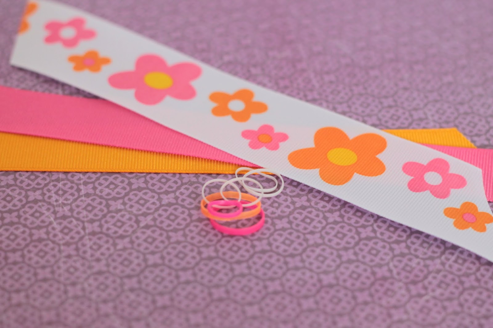 Make It Handmade Two Minute Ribbon Hair Bows