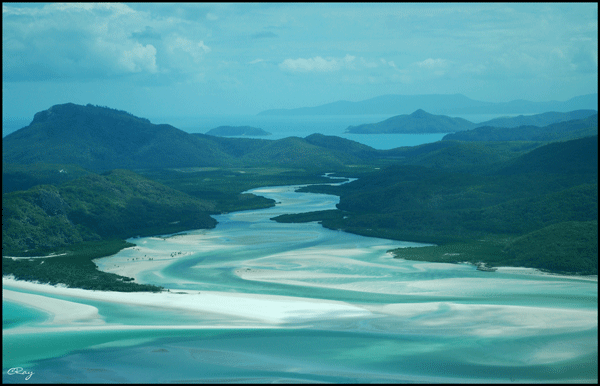 arial view of Australia's Whitsunday Islands