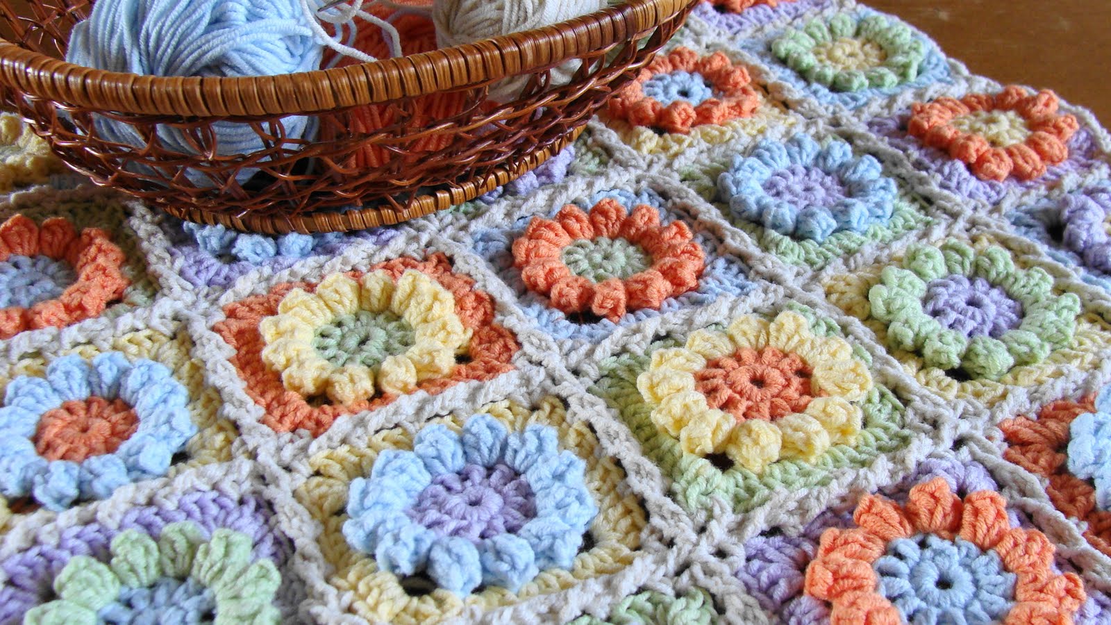 Knitting - Meeting: Granny Flower Square - free pattern