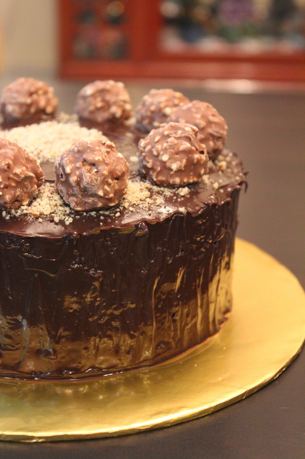 Bluepandacakes Hazelnut Chocolate Cake with Nutella Chocolate Ganache