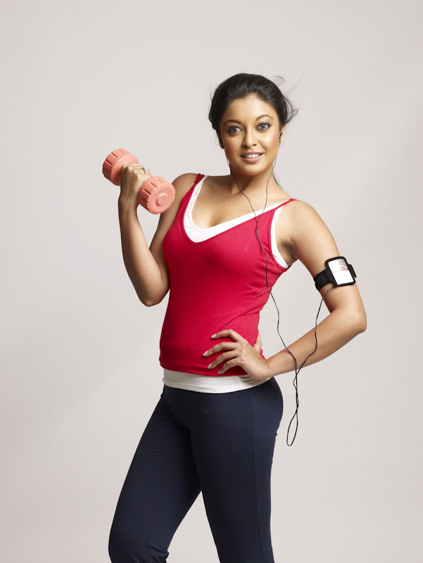 Tanushree Dutta Gym in red top - Tanushree Dutta Gym Workout Pics