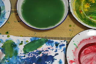 two sons: Crafting | Handprint animals.