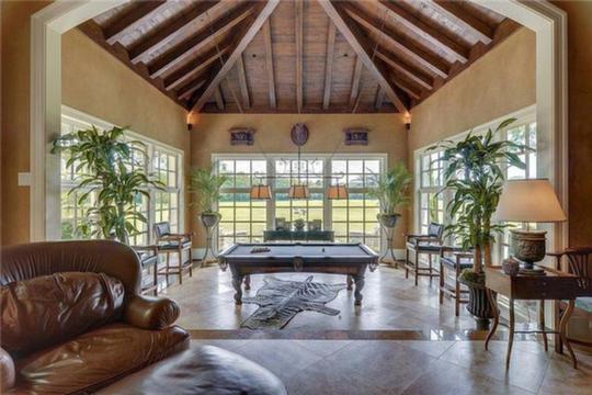 Mom's Turf: Johnny Depp's New Nashville Home