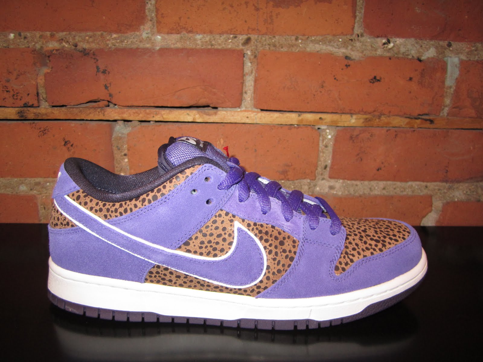 FLAT SPOT SKATE SHOP NIKE SB DUNK LO AKA EASTBOUND AND DOWN JETSKI AKA