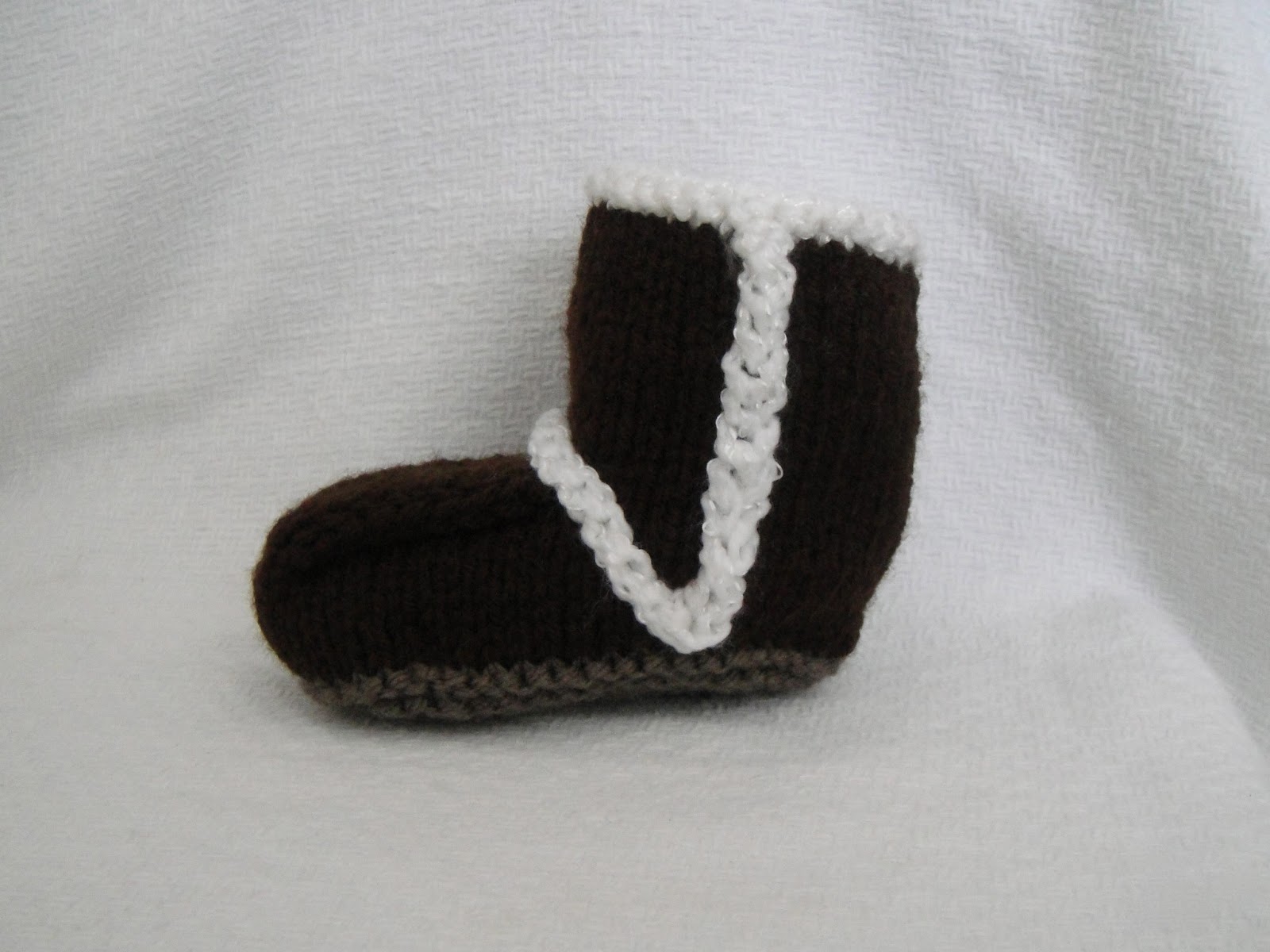 boy uggs