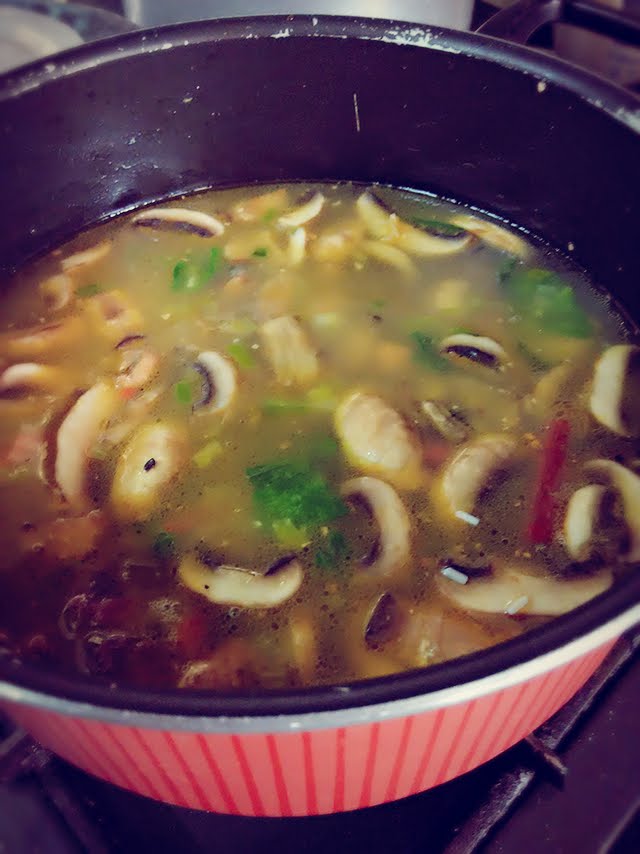 Chaos and The Sauce Food Comes First Chinese Pot Rice