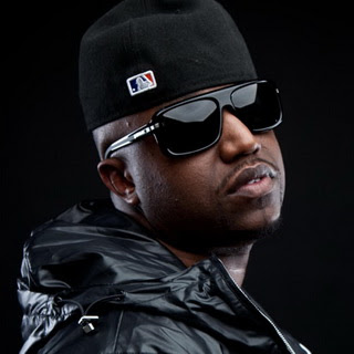 Right Here Mp3 by Rico Love Rico Love - Right Here Mp3