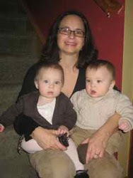 We love Aunt Lisa, Evelyn and Ethan!