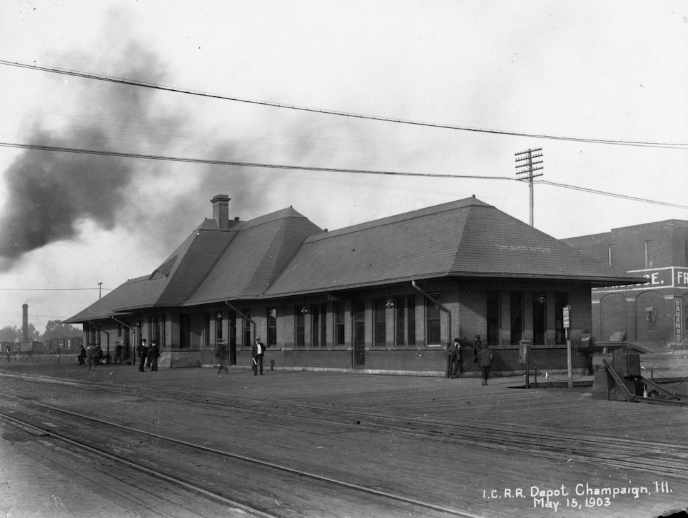 1898+Station+from+NE,+facing+SW,+May,+1903,+Kalmbach+Library.jpg