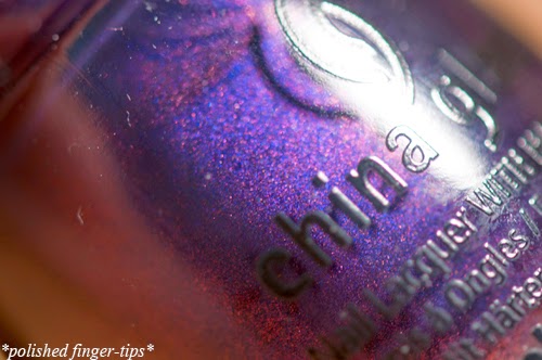 China Glaze "Let's Groove" - artificial light China Glaze "Let's Groove" - artificial light