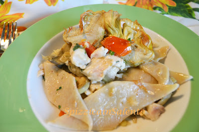 Straccetti di Pasta fatta in casa con Carciofi e Orata