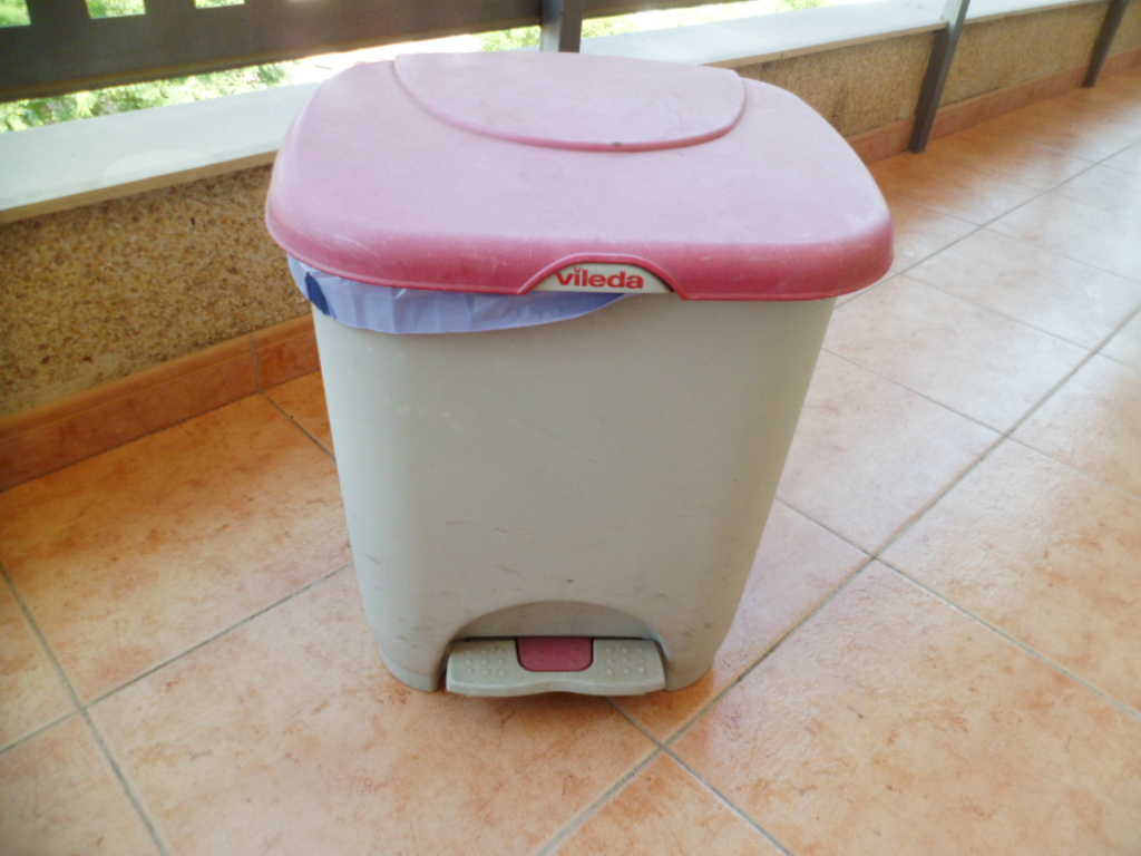 SURGICAP STYLE: Cubo de basura