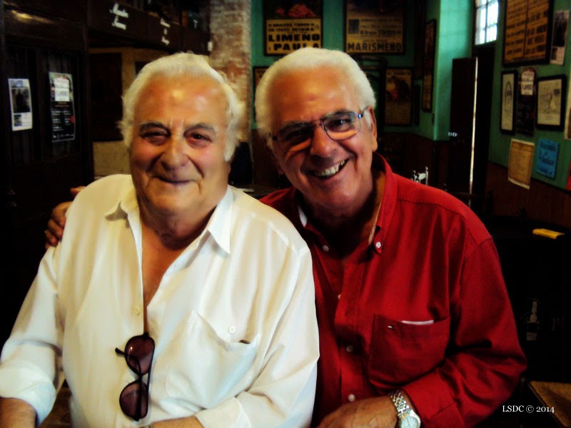 Enrique Romero y Francisco Zambrano (Kiki) en Tabanco el Pasaje Enrique Romero y Francisco Zambrano (Kiki) en Tabanco el Pasaje