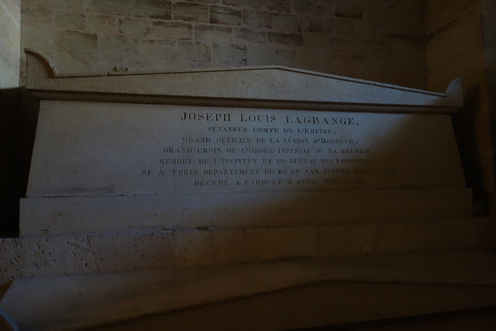 旅行日記 パリ旅行 番外編 数学者のお墓参り ラグランジュ フーリエ ポアンカレ ガロア