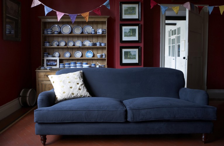 David Dangerous Sofa