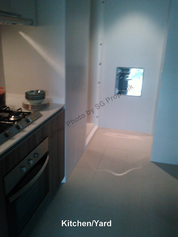 The home shelter (aka maid's room) is a narrow rectangular strip title=