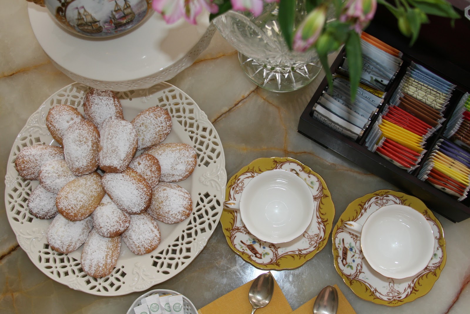 FABBY'S LIVING FABBY New English Tea Pot!