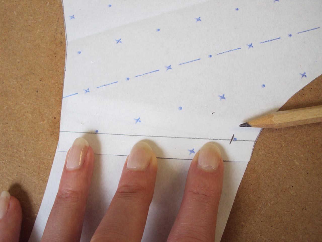 'So, Zo...' Refashion Friday Tutorial/HowTo Draft a Collar for a T