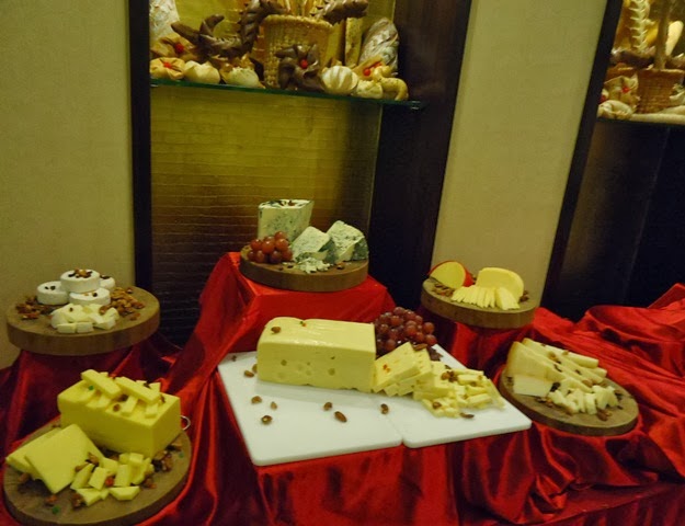 Cheese Display for wine testing
