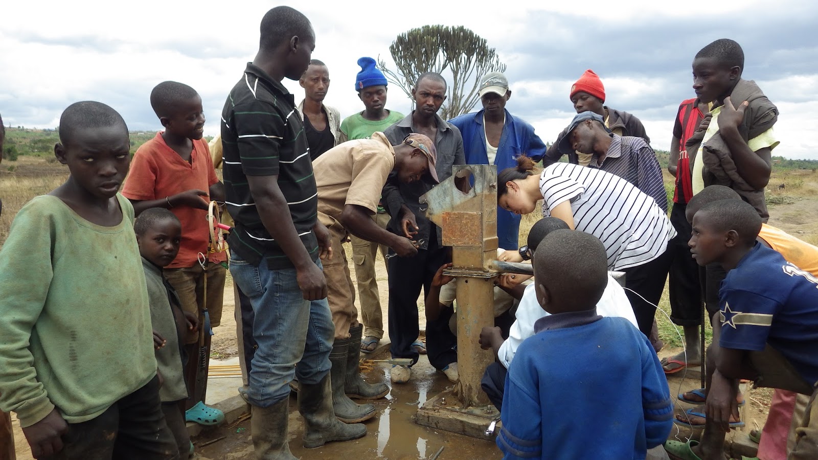 36歳 ルワンダでコミュニティー開発始めました 井戸修理の見学に行く