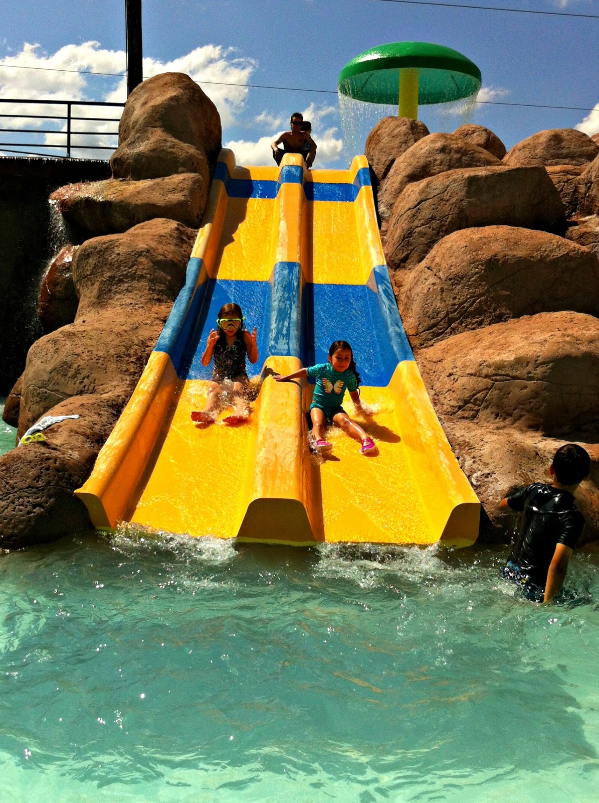 Hot Mama In The City Fun in the Sun at Splashtown San Antonio