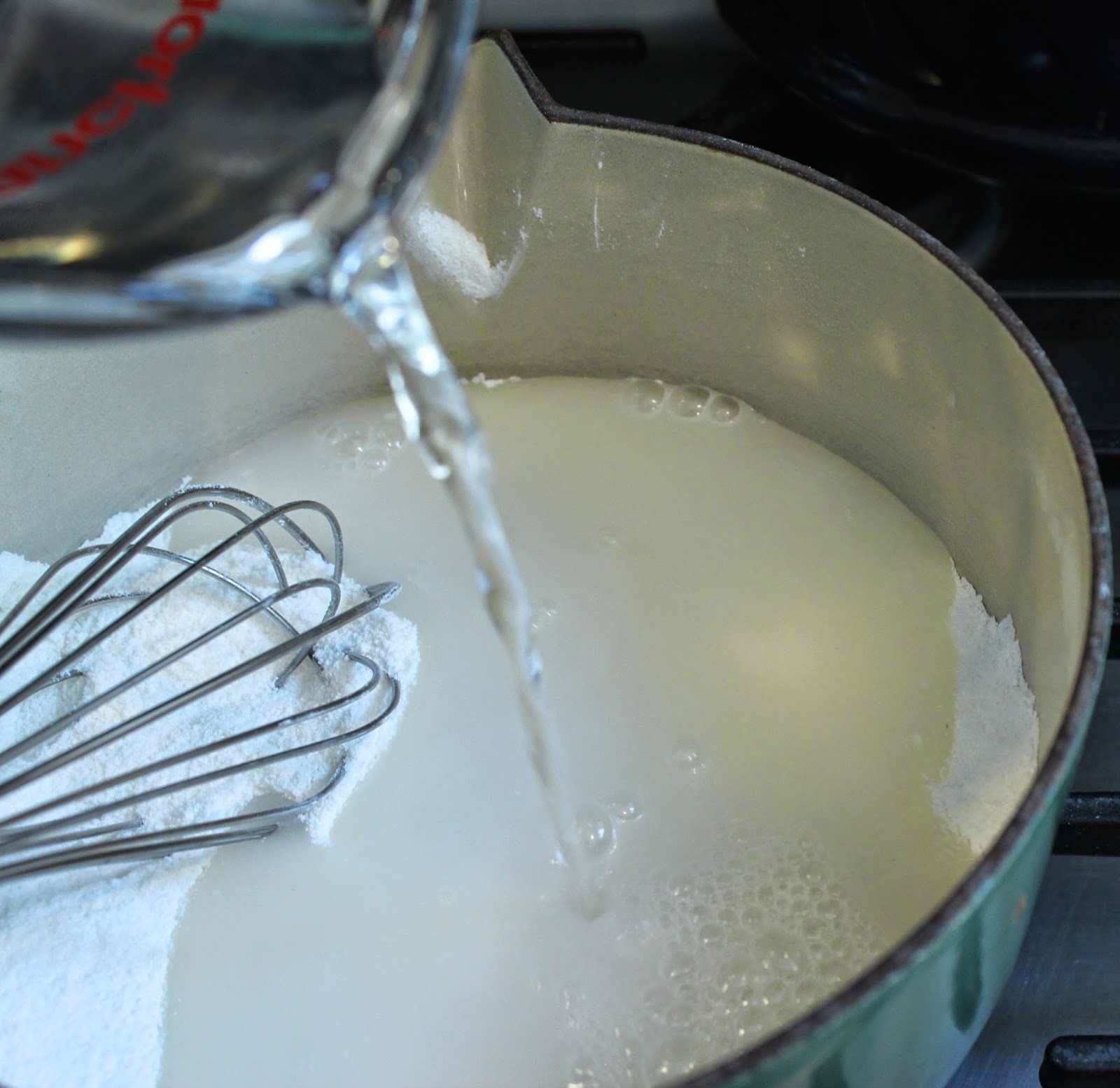 Hey, Mom! What's For Dinner? Lemon Meringue Pie with Shortbread Crust