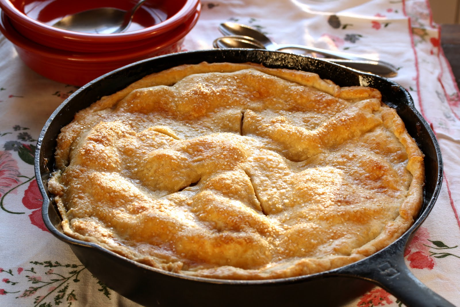 How to Make Pie in a Cast-Iron Skillet, the Right Way