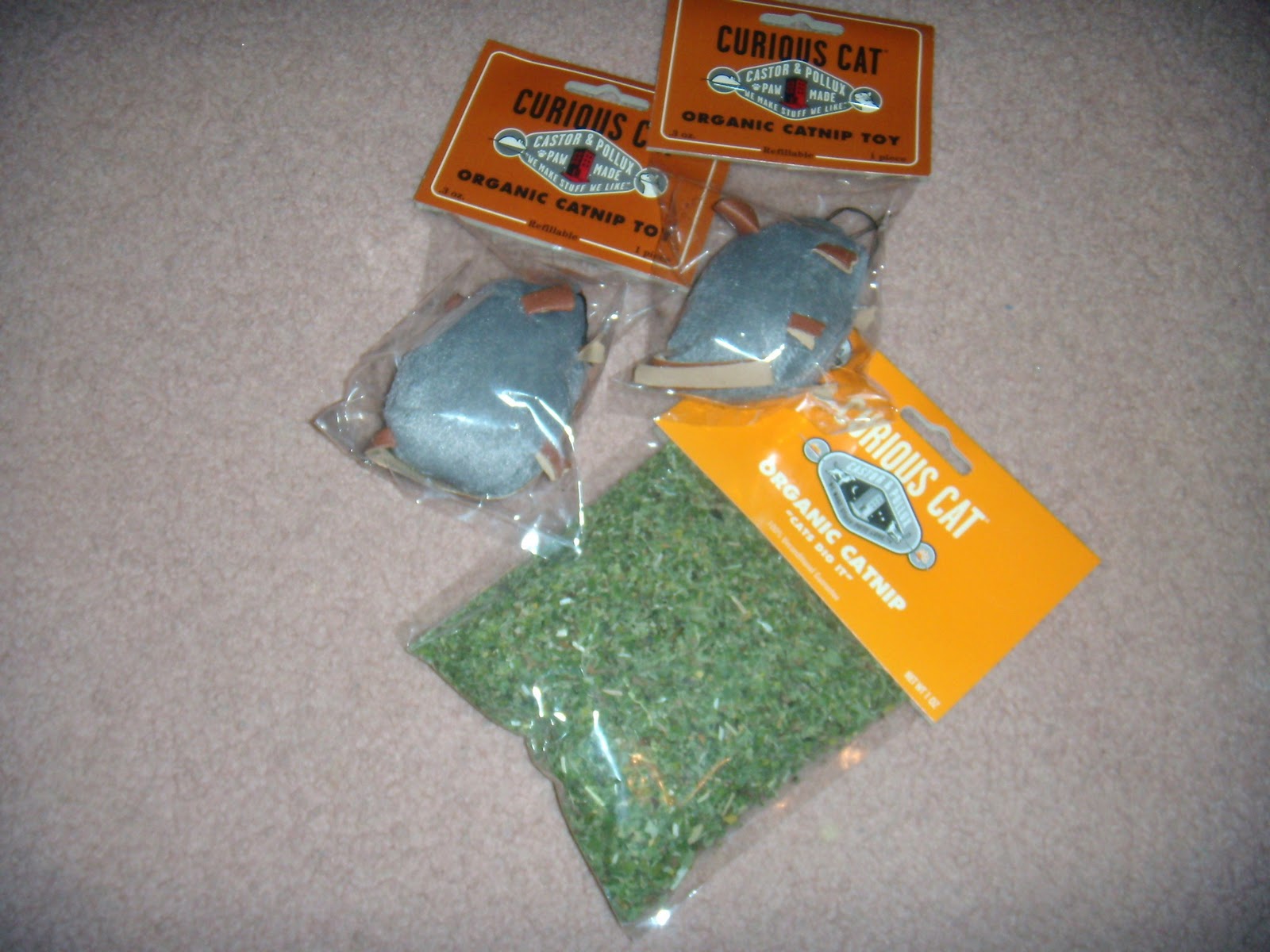 Sandpiper Cat Castor & Pollux Natural Petworks Giveaway!