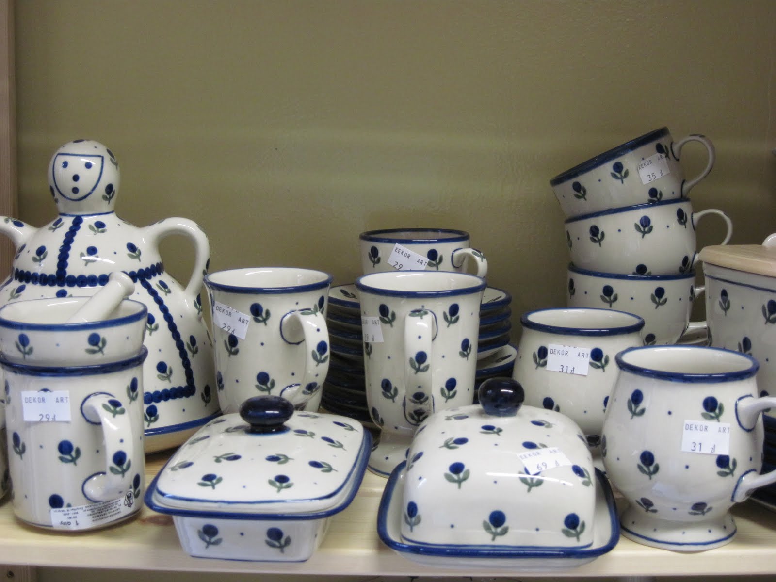 Our Polish Adventure: Boleslawiec pottery!