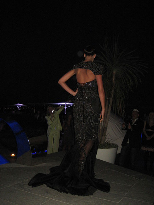 Passion For Luxury World’s Most Expensive Black Diamond Dress