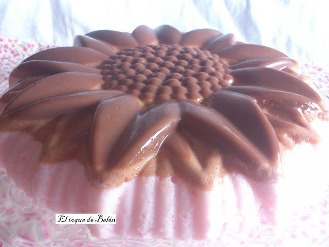 Tarta Etérea   De Fresa Y Chocolate  
