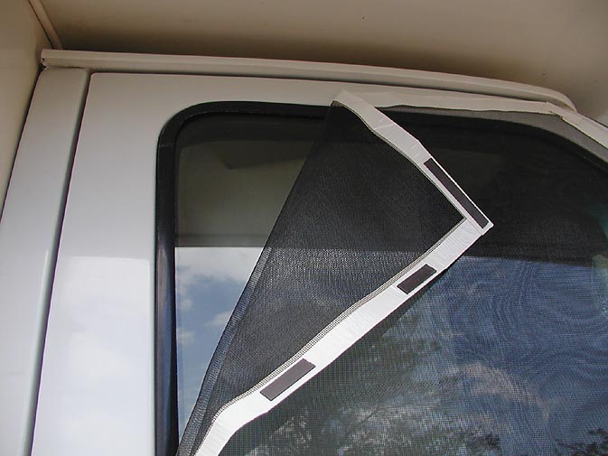 TexCyn Life Mah cloudy head DIY RV window screens