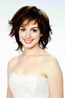 Pretty Anne Hathaway Pictures