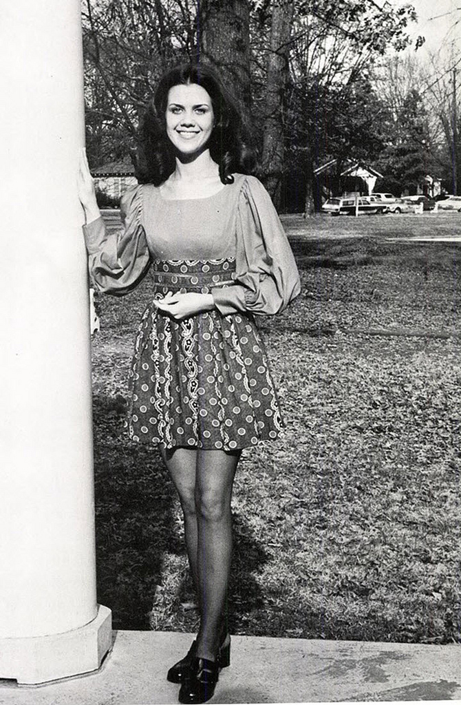 Vintage Photos of Girl in Mini Skirts vintage everyday