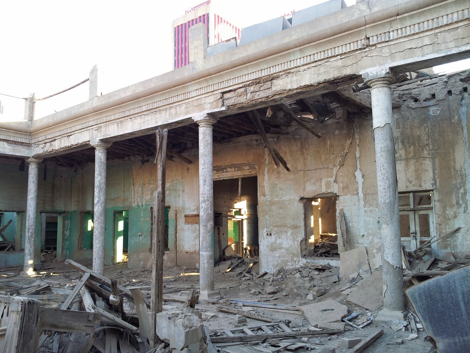 Life in Kuwait Blog Huge old Kuwaiti house Kuwait City