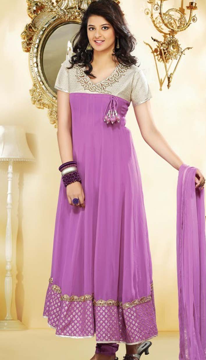 pakistan is extremely hot selling marketplace and renowned for designer pakistani outfits throughout the globe