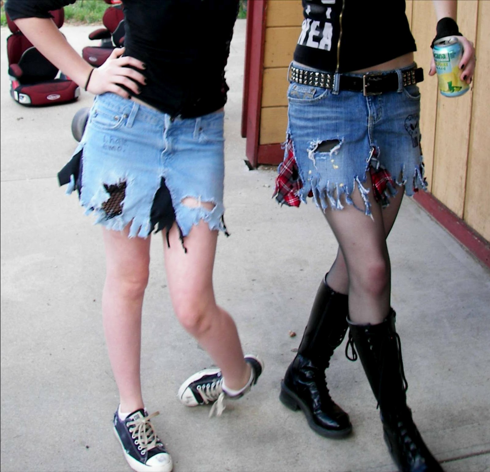 Dead Skirts Telegraph