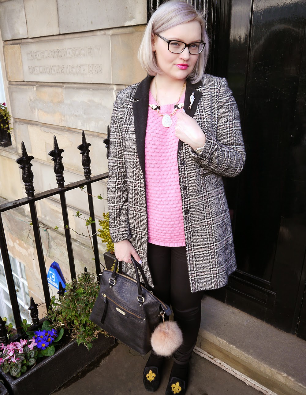 Scottish Winter Street Style Debenhams, Glasgow, Scottish style, #scotstreetstyle, bob hairstyle 2015, tartan, blogger, texture, fashion, giant pom pom, Hillarys Crafternoon