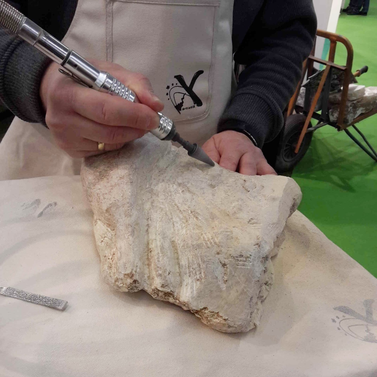 Arthaus Augsburg Gerade Eben Im Atelier