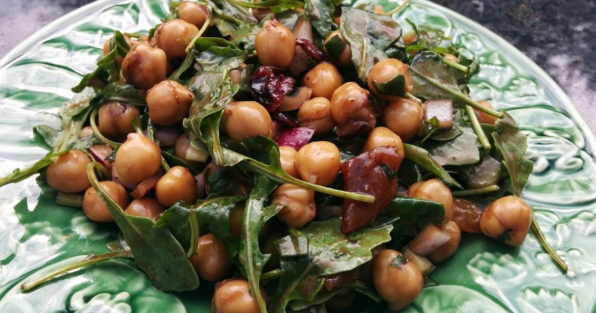 Got it, Cook it Garbanzo, Arugula and Dried Fruit Salad