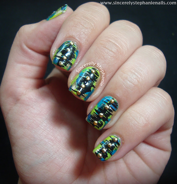 camo nail art